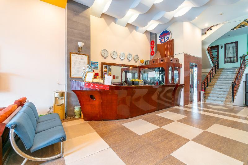 OYO 266 Golden Gate Hotel Da Nang Eksteriør billede