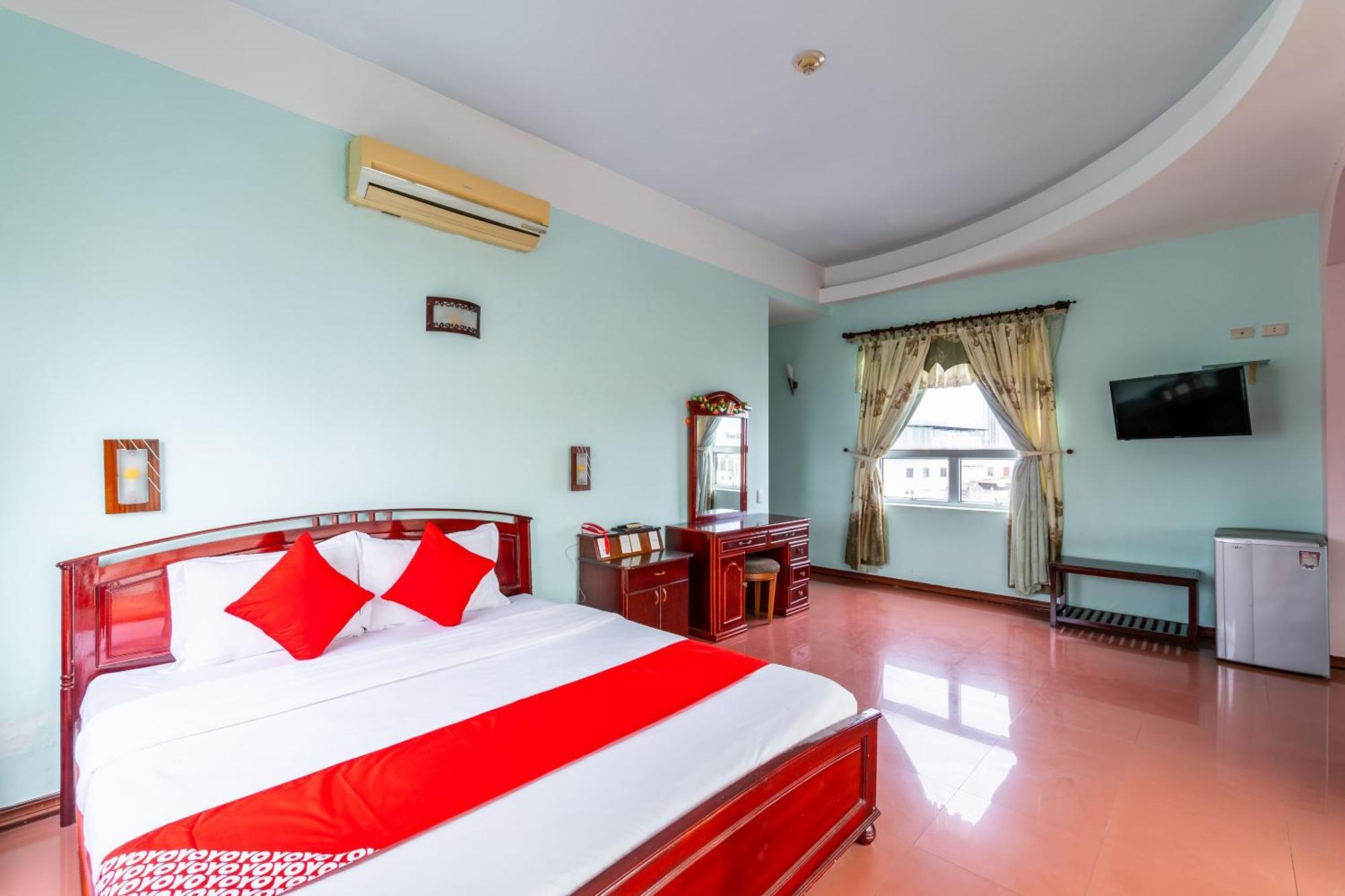 OYO 266 Golden Gate Hotel Da Nang Eksteriør billede