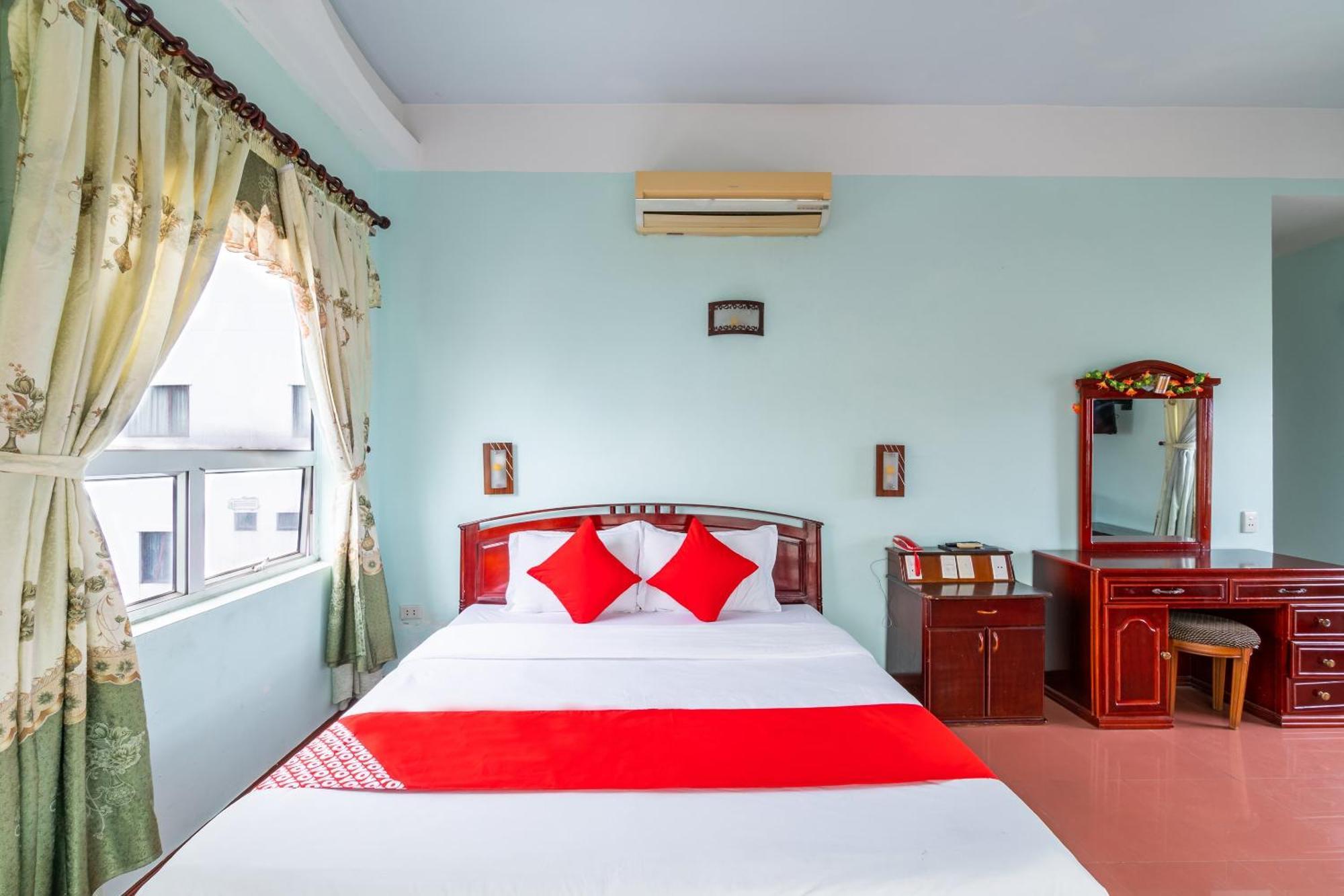 OYO 266 Golden Gate Hotel Da Nang Eksteriør billede