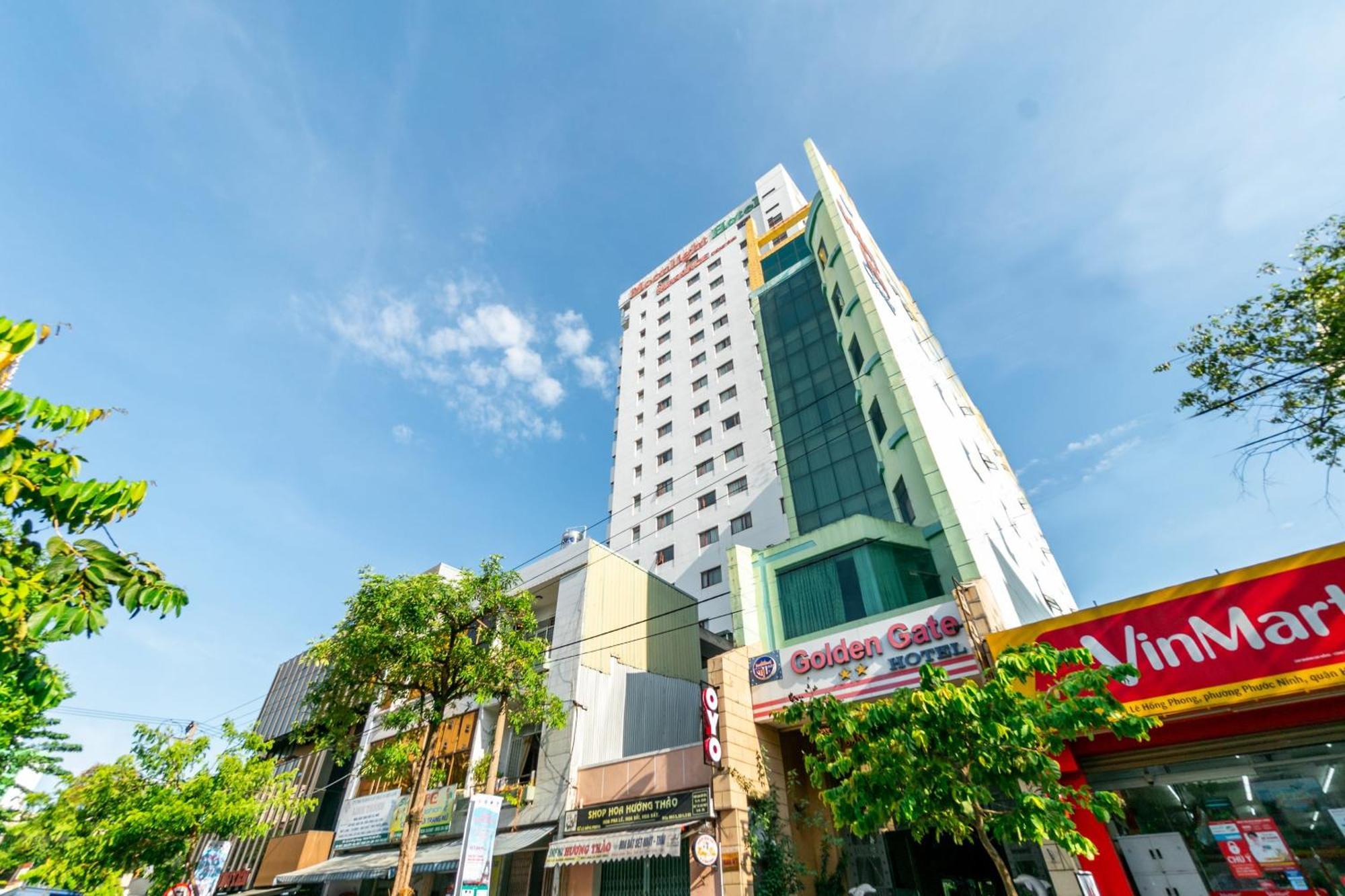 OYO 266 Golden Gate Hotel Da Nang Eksteriør billede